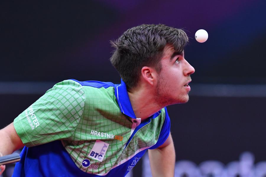 场观众的热 场观众的热