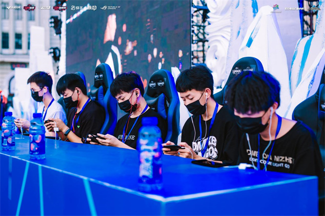 为他的职业 为他的职业