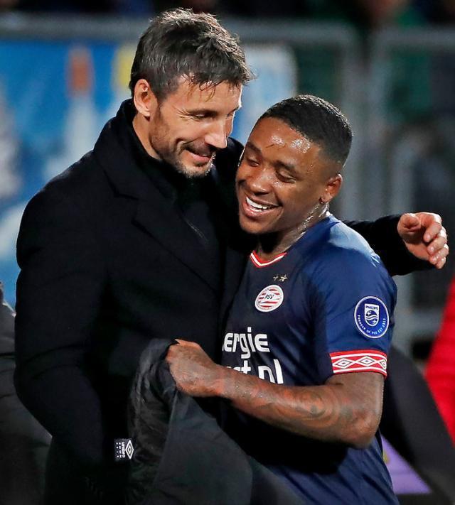 进攻线上的 进攻线上的