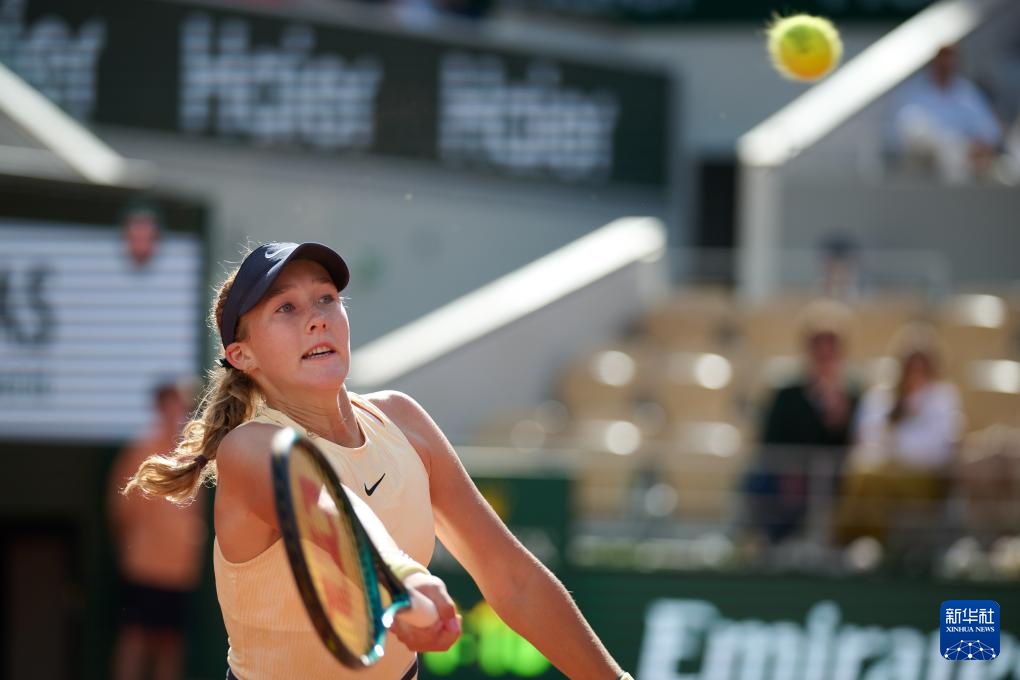 夺更为坚决 夺更为坚决